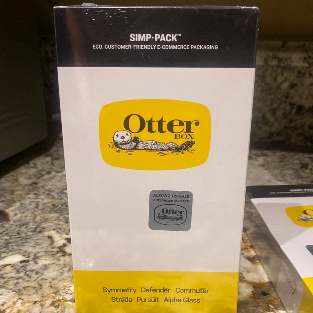 OtterBox Black Protective Phone Case for iPhone 13 Defender Series